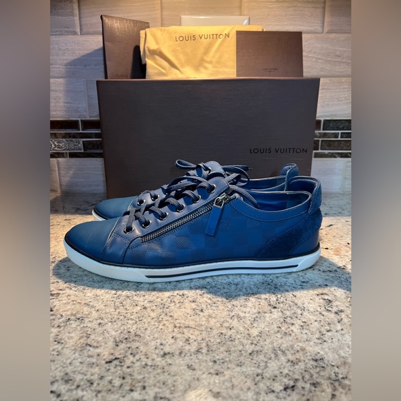 Louis Vuitton Low Top Sneakers - Picture 3 of 10